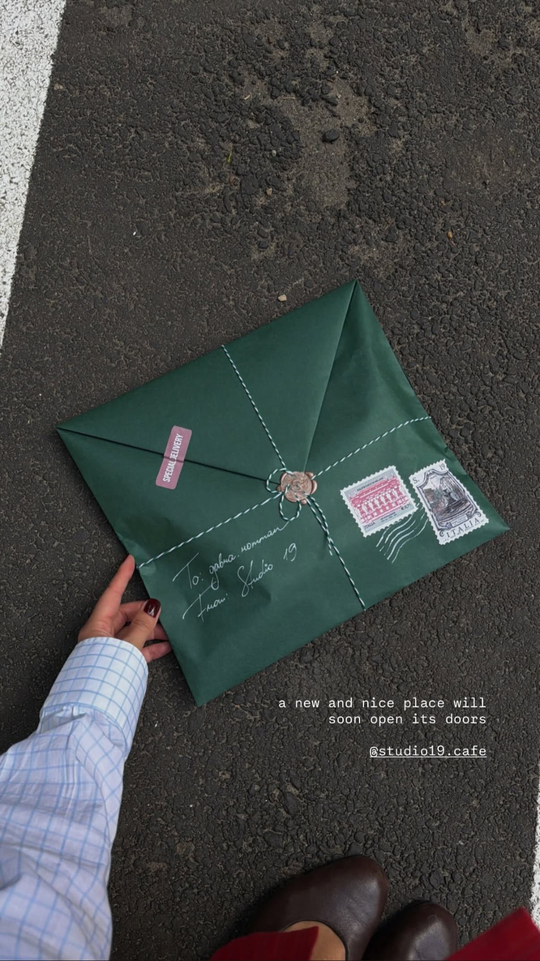 Studio 19 special delivery envelope